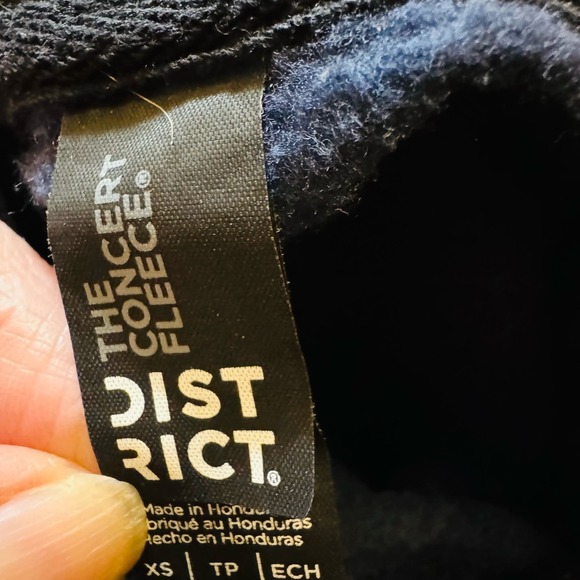 District The Concert Fleece Navy Cotton Gaels Hoodie Sweatshirt Size XS - Picture 6 of 6